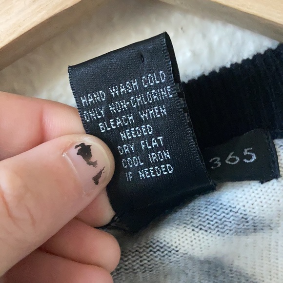 Retro Y2K Zebra Print Sweater Pull Over Black White Size Medium - Picture 8 of 10